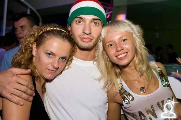 malibu night party