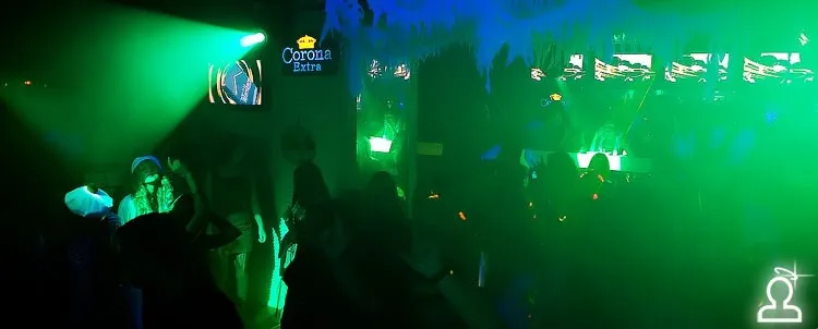 I.AM NOW plugged in Halloween / Serge Devant