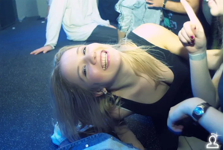 22