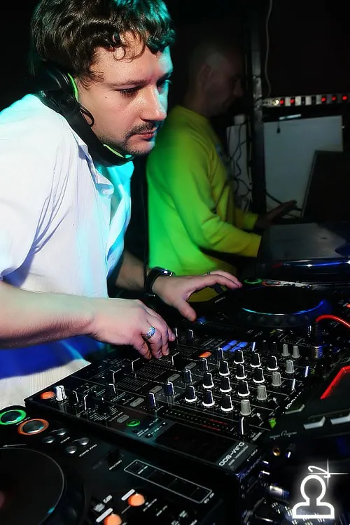 DJ Navigator