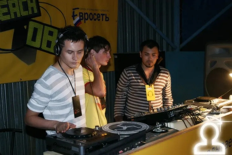 ELECTROBEACH