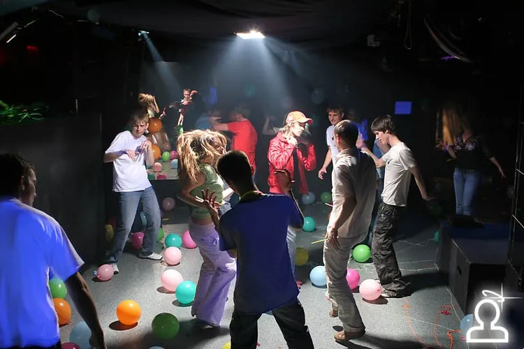 Achtung Party 3