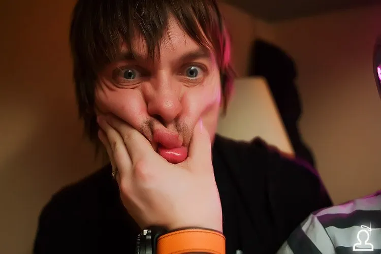 Le Buffet & DOЖDЬ HOUSE Mafia are present