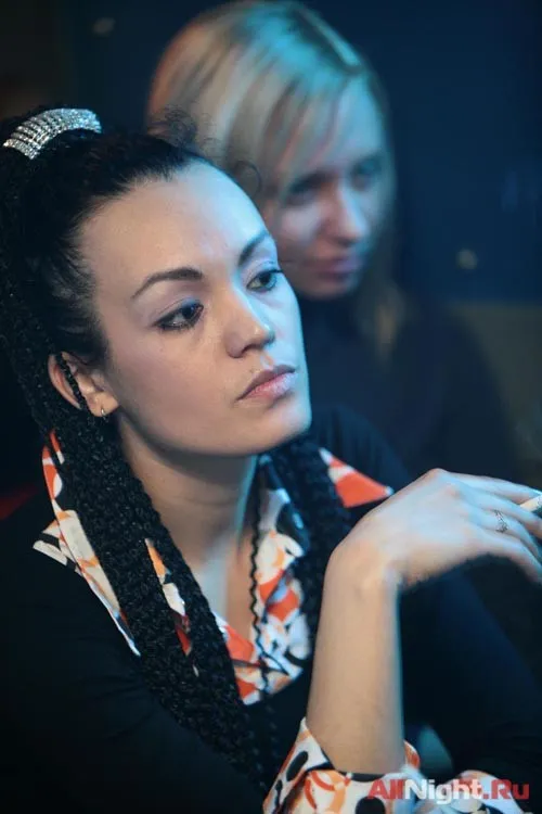 И повторится все, как встарь: Аптека, улица, Dj Фонарь