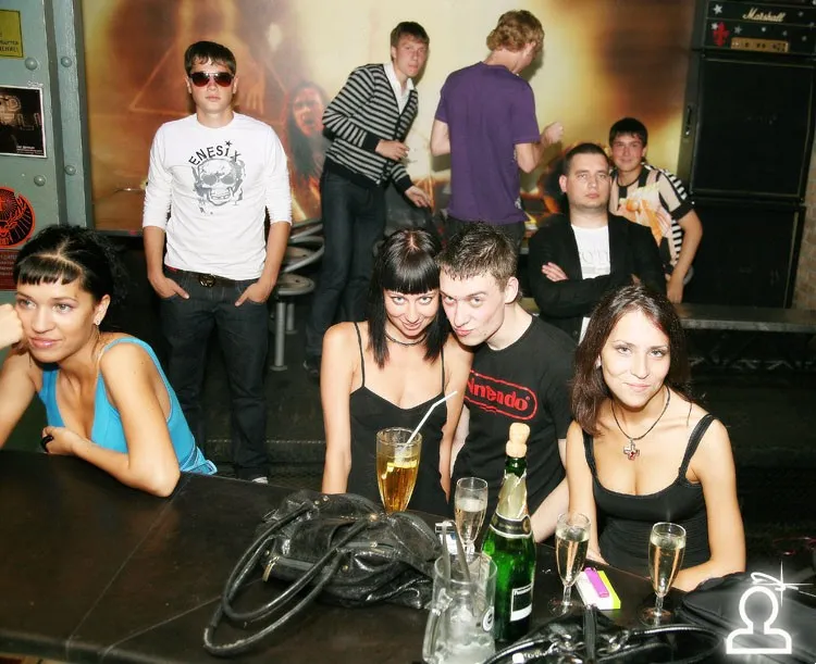 SUNNY PARTY