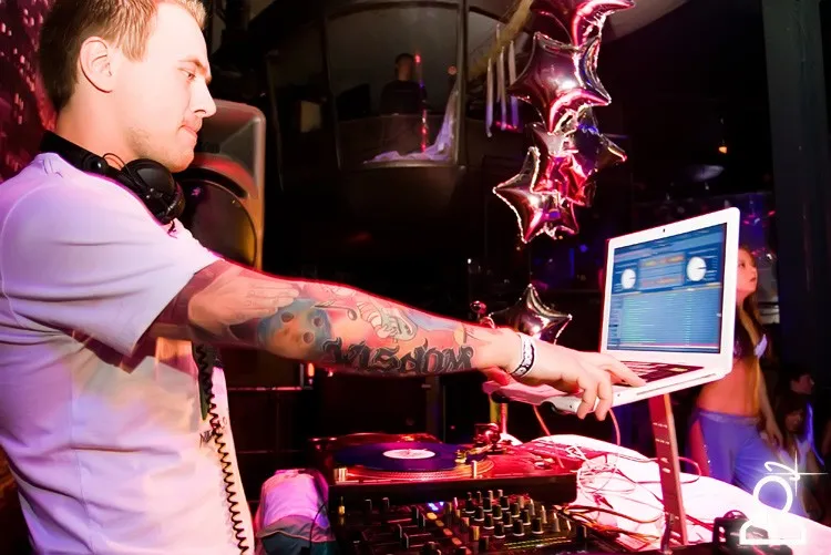 Dj York