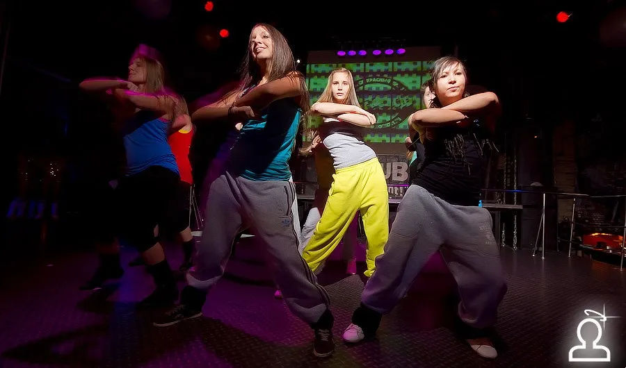 SHAKE IT PARTY
