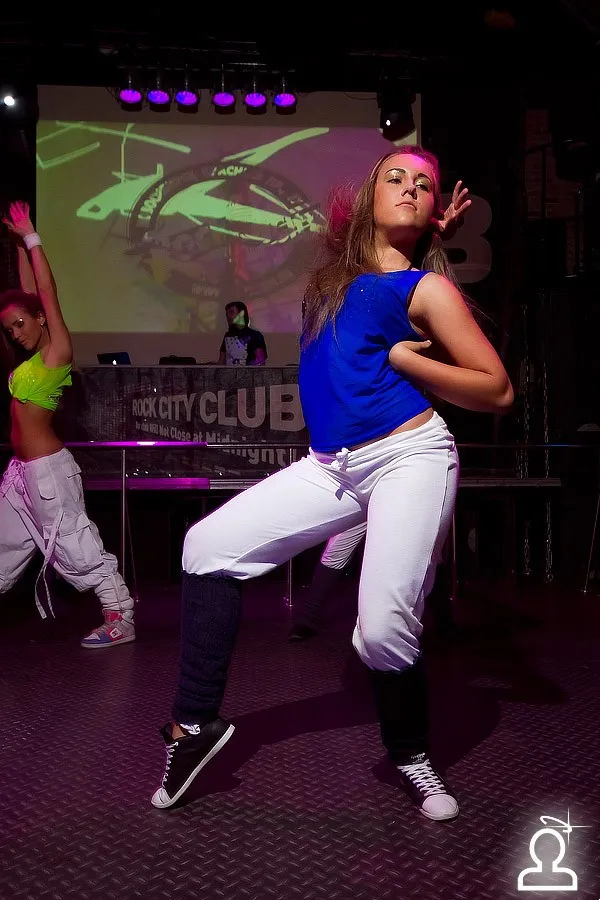 SHAKE IT PARTY