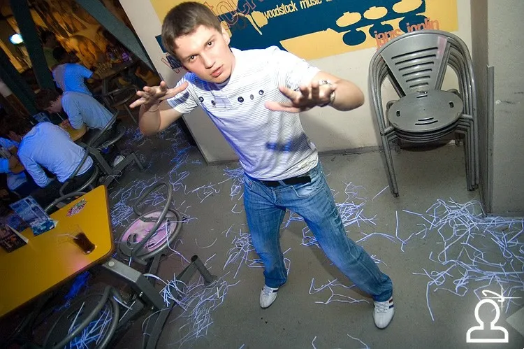DANCE PARTY / dj Vitalik Vitamin