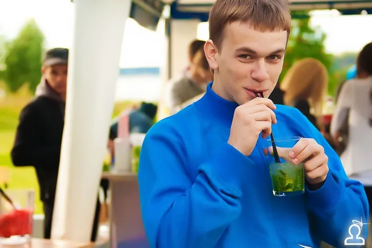 DOЖDЬ summer royal fest