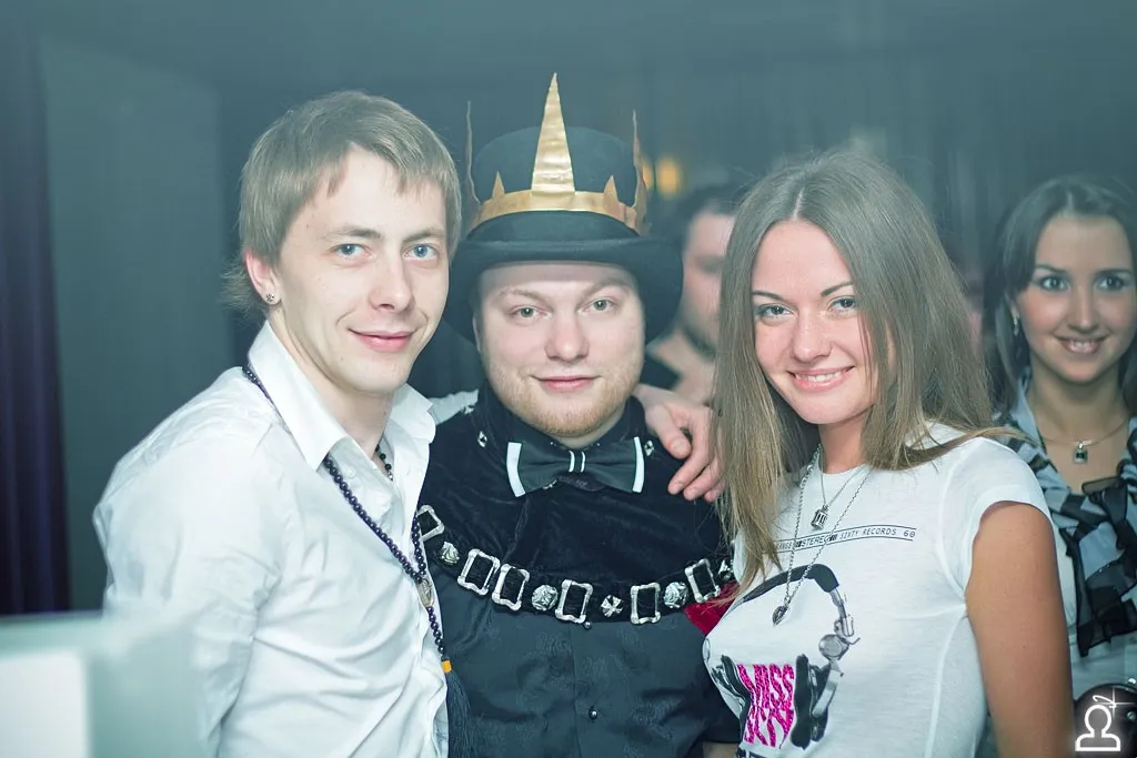 DOLG.OFF PARTY