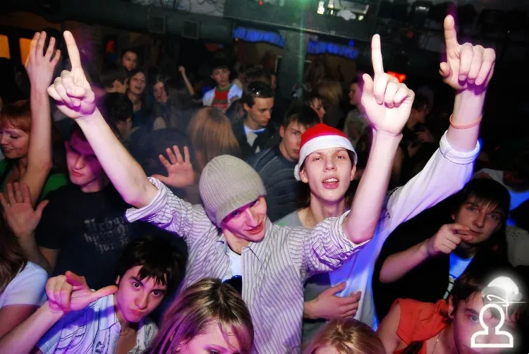 DJ DeeLight & MC SAEED