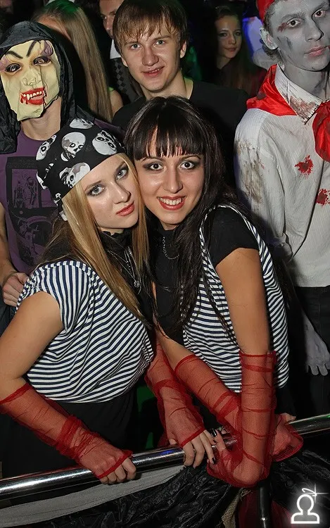 Halloween 2009 - GHOST SHIP / DJ ROSE