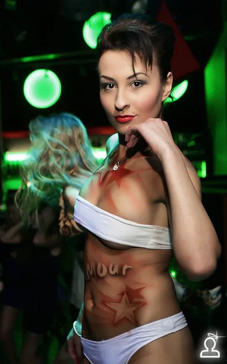 Glamour party
