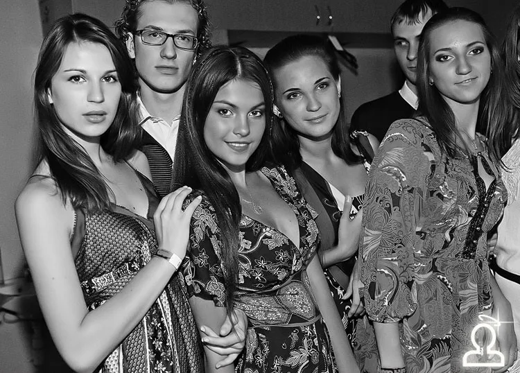 Выпускной Model House - показ Mango