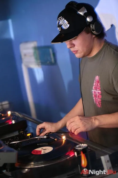Dj Annie (b.club Moscow)