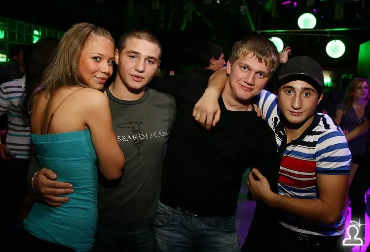 Glamour party