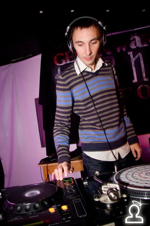 TECHNO FERMA / DJ Geralda