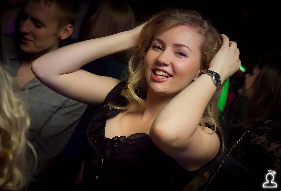 ОбнимAYSя
