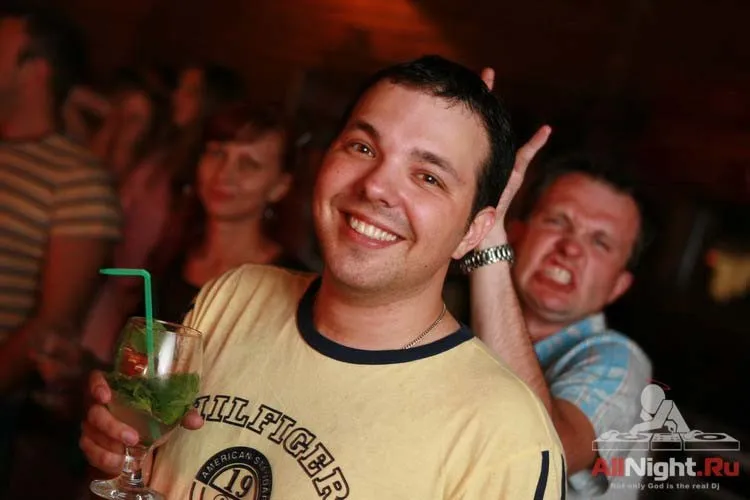 WEST`S COAST PARTY