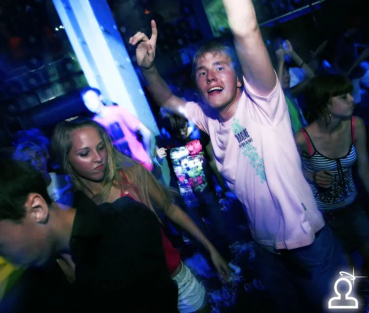 DRUM AND BASS ARENA