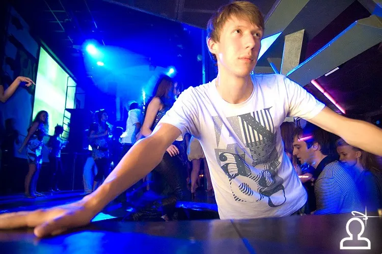 DANCE PARTY / dj Vitalik Vitamin