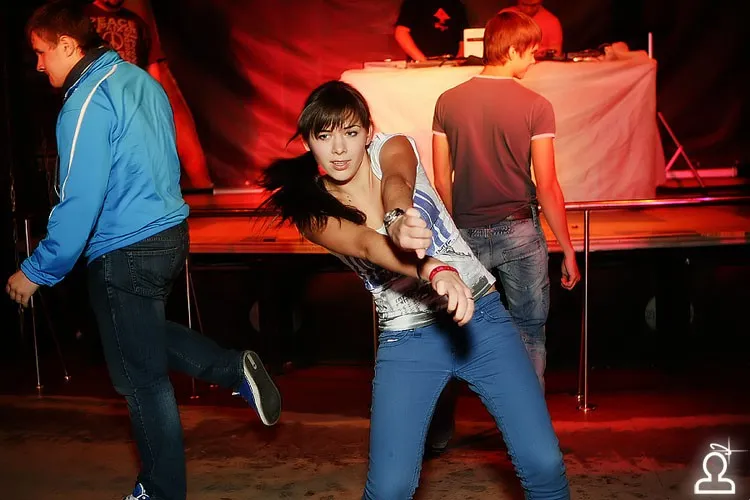 SHAKE IT PARTY