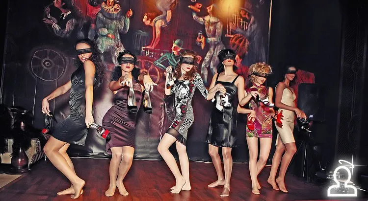 ШОУ WOMANIZER