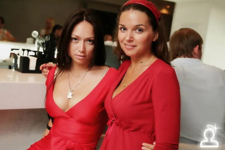 Cosmopolitan Сибирь & FRESITA presents: Strawberry night