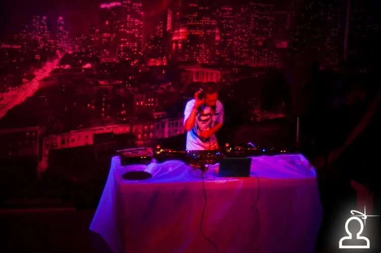 I LOVE JUNGLE / Mr.Kingston