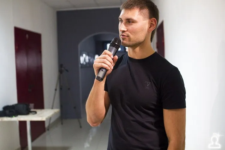 Открытие выставки "Санкт-Петербург в рисунках Николая Зайкова"