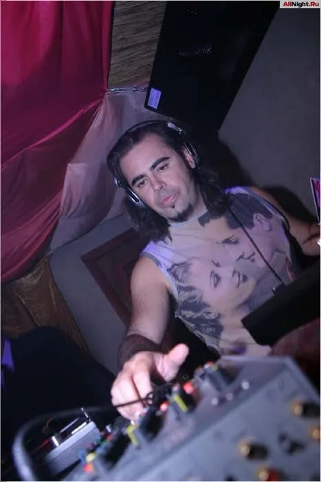 Dj Sergio Serrano (El Divino, IBIZA)