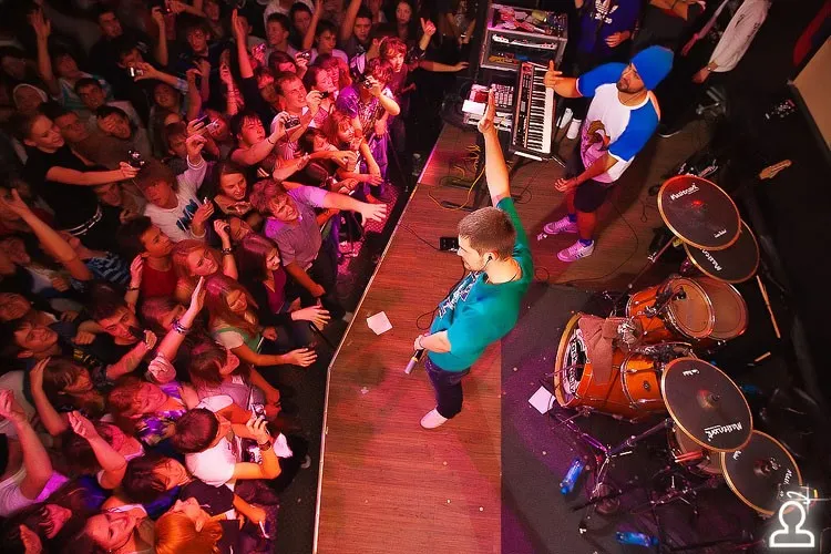 NOIZE MC