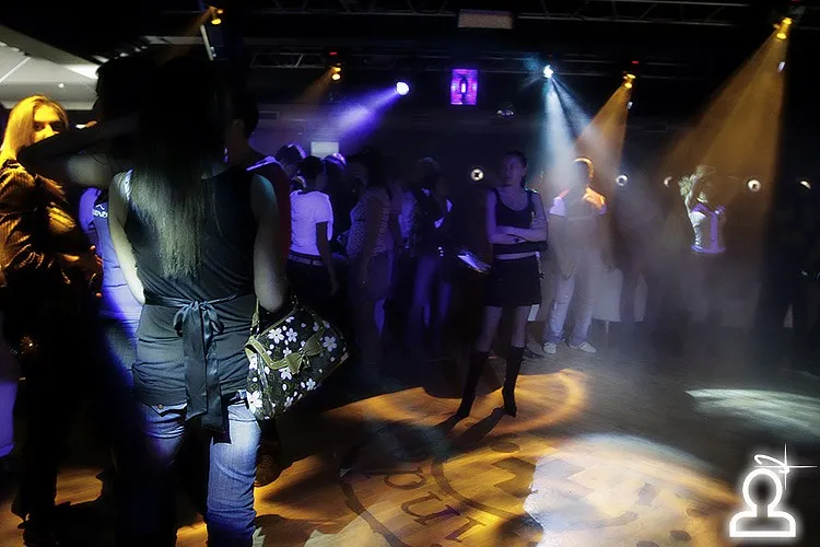 Index Club / DJ Dennis Christopher