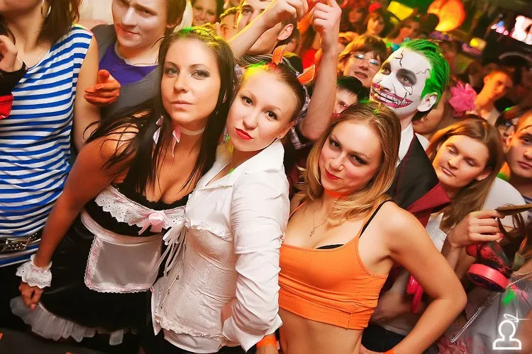 Halloween - Охотники за вампирами