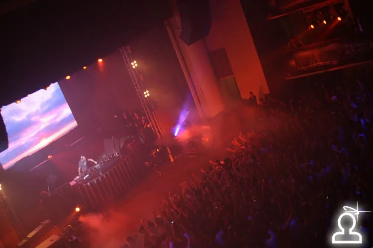 GLOBALCLUBBING Year: Ноябрь Tiesto