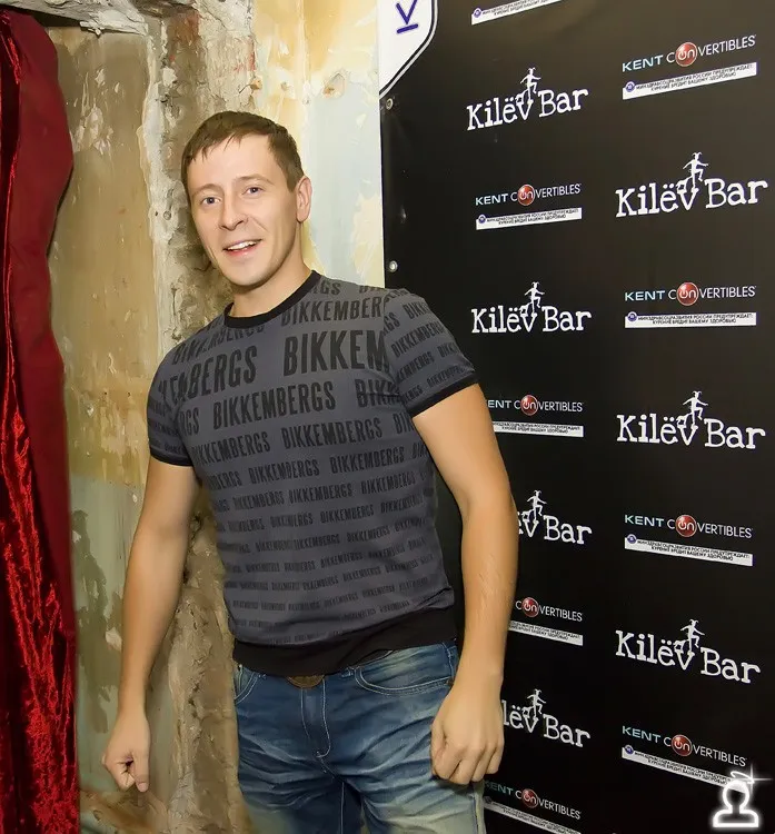 Dj Makarenko