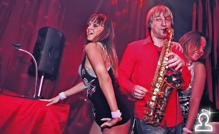DJ Rose feat. SAX JAH