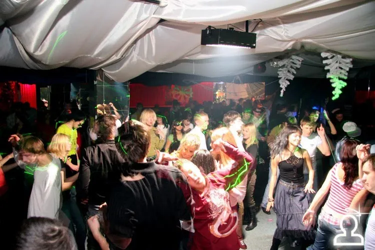 Achtung Party @ 4rooms