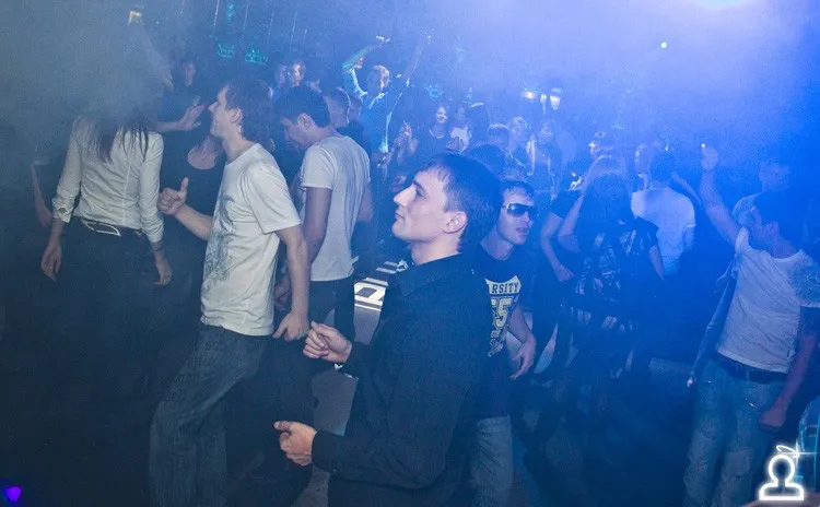 Happy Birthday club 8 years old / Dj Chriss Ortega