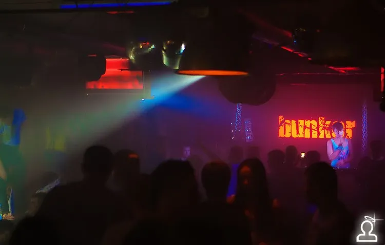 PRAVDA VS BUNKER - DJ NASTYA Beauty