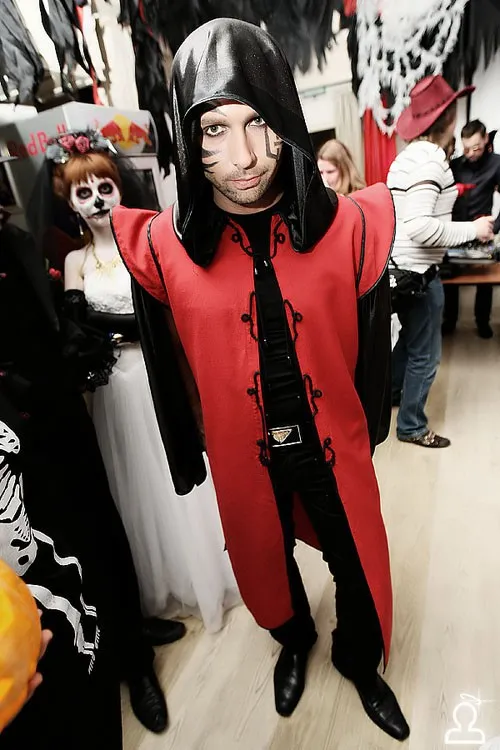 HALLOWEEN PARADE