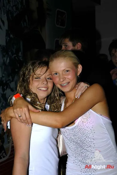 globus air party