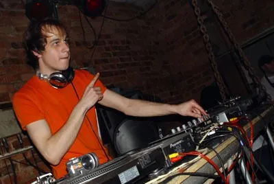 Dj Novak goes House