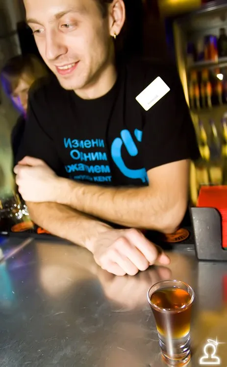 Dj Makarenko