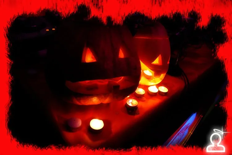 HALLOWEEN PARTY "АНГЕЛЫ VS ДЬЯВОЛОВ" / DJ Napsugar