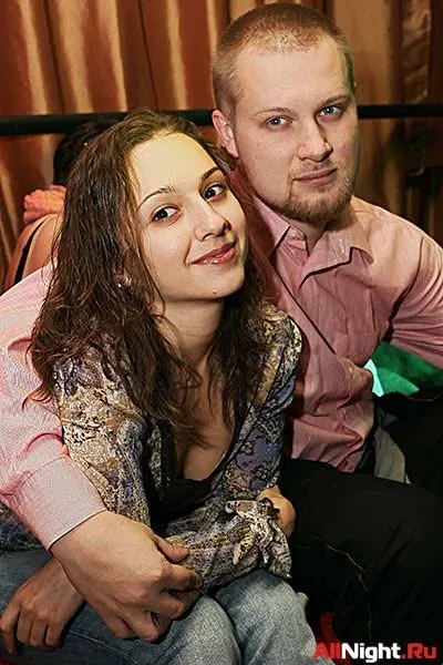 Pink Party, Блондинки в Розовом