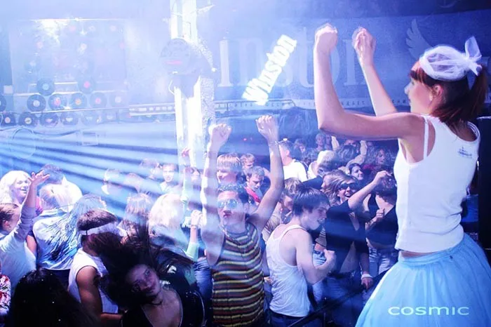 Winston Clubbin’ Clouds