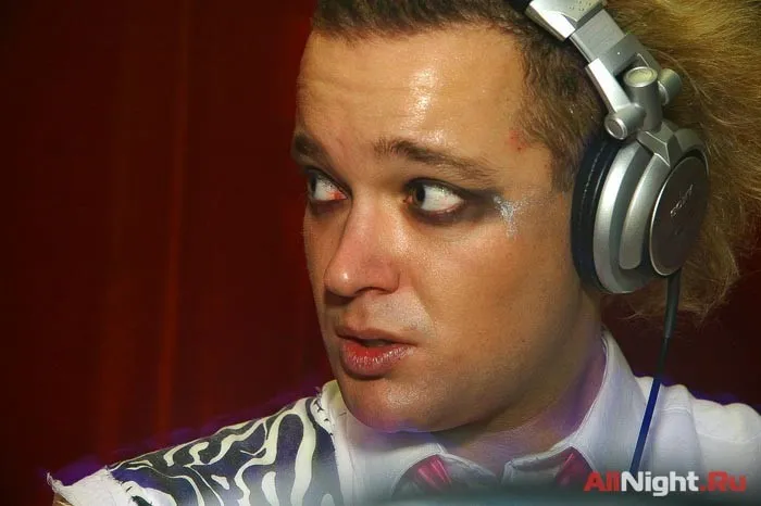 I Love Robots feat John B (UK)
