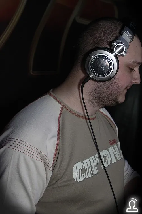 БЛОНДИНКИ VS БРЮНЕТОК / DJ PUMA ака CROSS